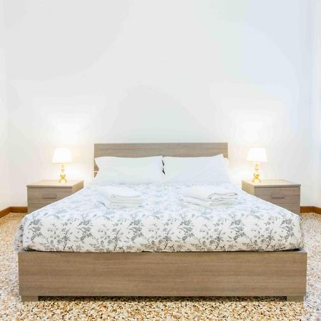 Ca Cicogna Air Conditioning And Fast Wifi, Central Location Apartment Venedig Eksteriør billede